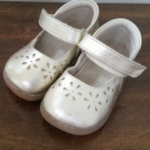 See Kai Run Silver Dressy Shoes